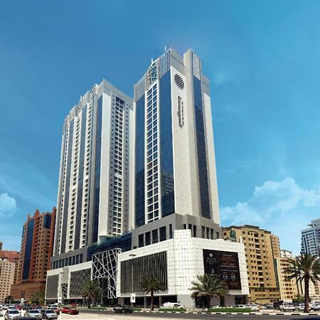 Pullman Sharjah Hotel Екстериор снимка The Ritz-Carlton, Dubai