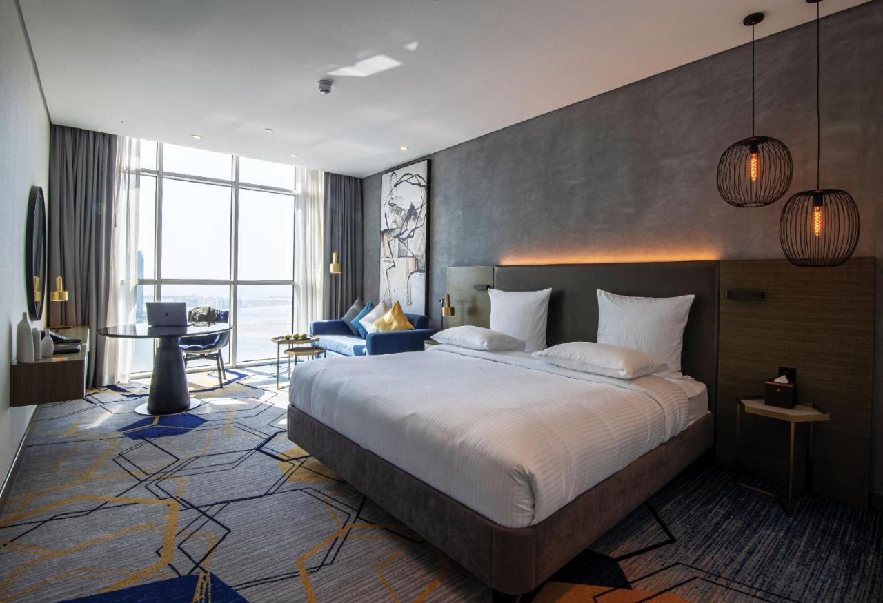 Pullman Sharjah Hotel Екстериор снимка Deluxe Room