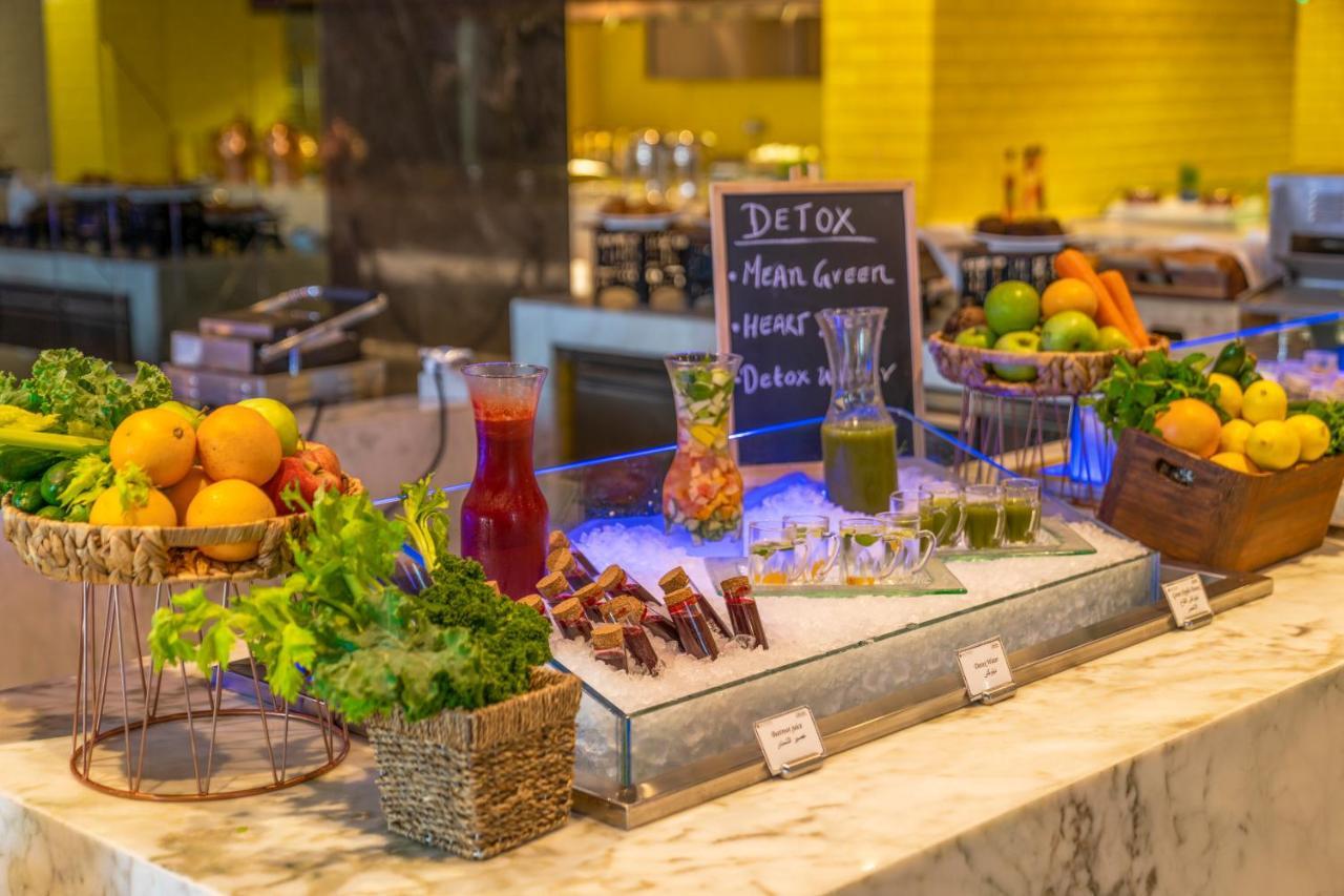 Pullman Sharjah Hotel Екстериор снимка Healthy food at a buffet
